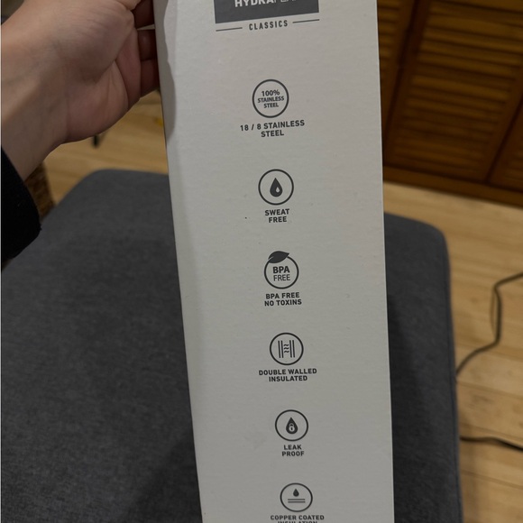 Hydrapeak White Leopard Insulated Water Bottle - Picture 6 of 7